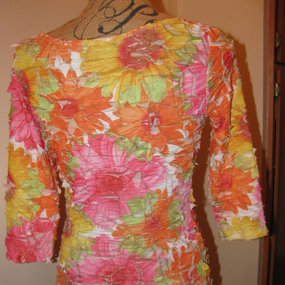 Floral Shredded Top - Instyle - Picture 5 of 7